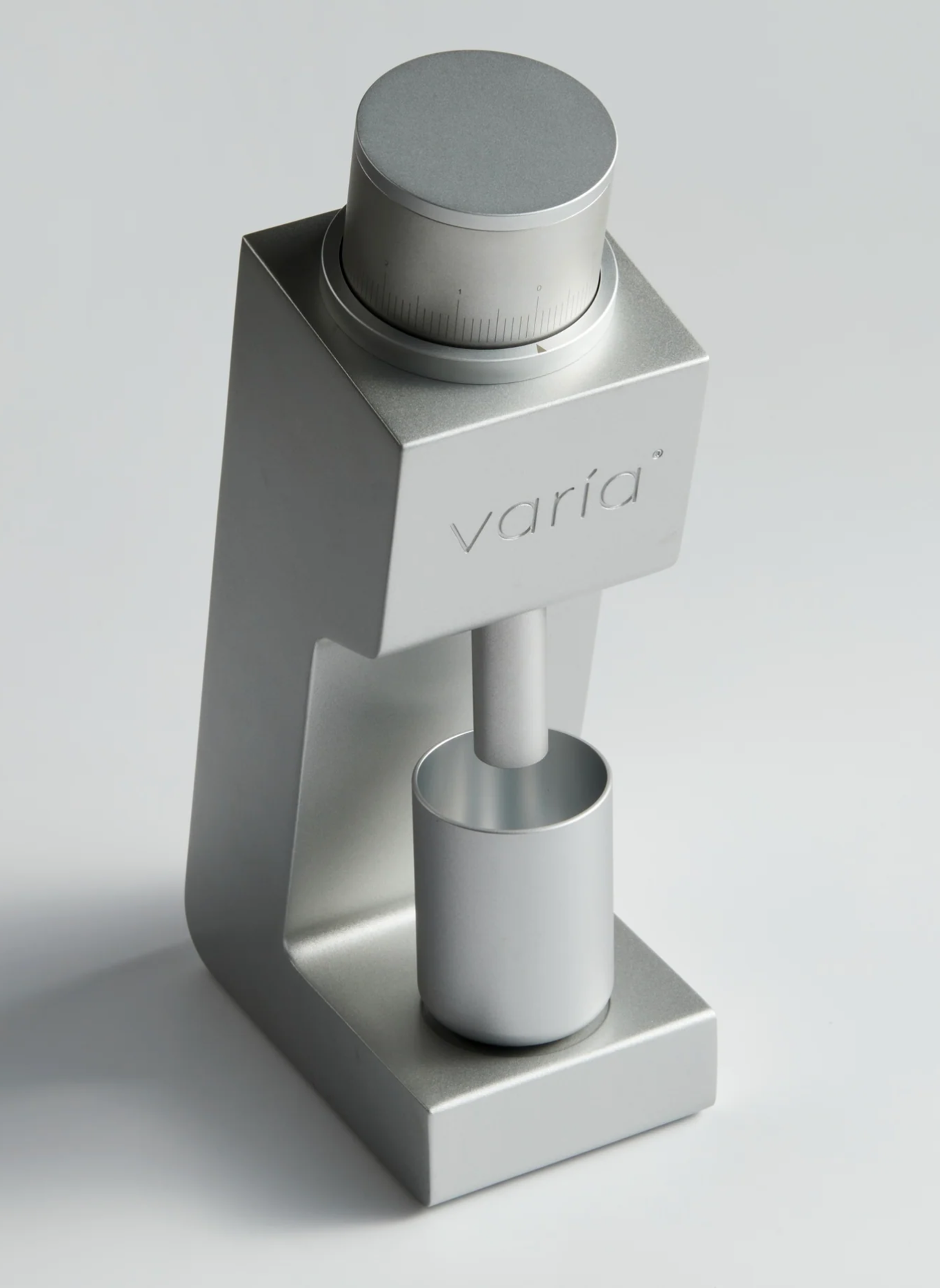 ../../../assets/products/varia/varia-vs3/9-varia-vs3-coffee-grinder-archivesbottega.png